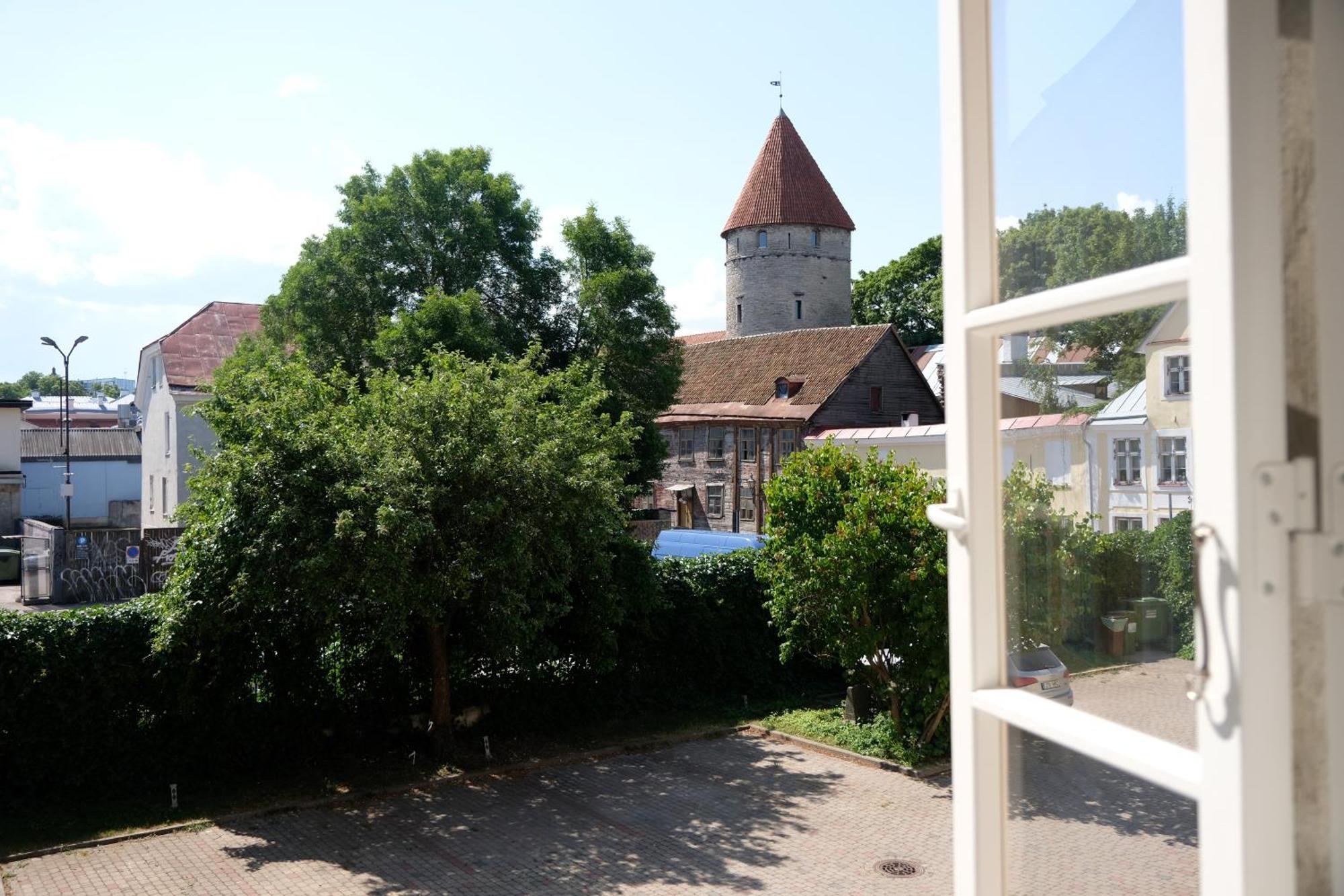 Tallinn City Apartments - Old Town Стая снимка